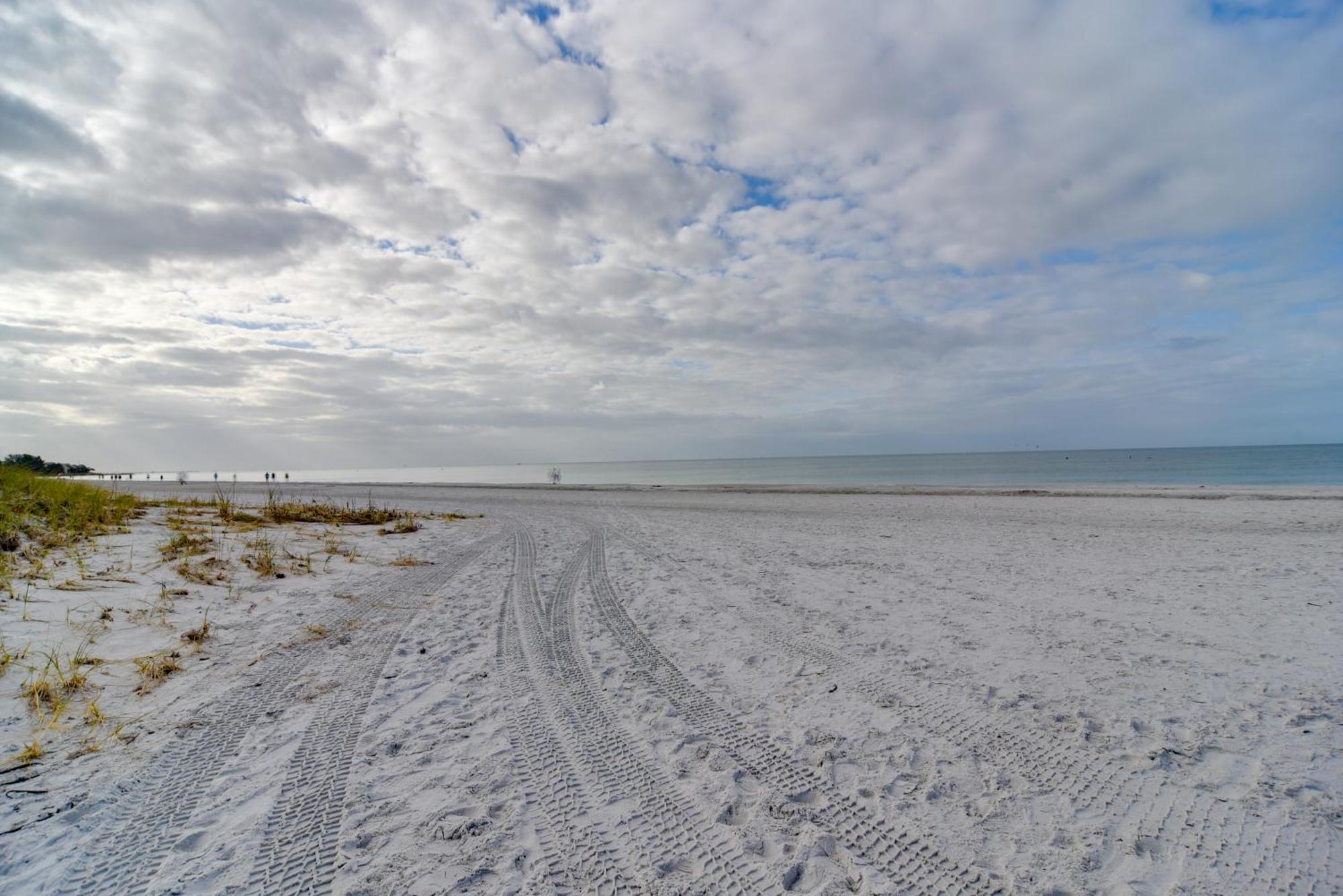 Condo With Community Pool - Walk To Madeira Beach! 圣徒皮特海滩 外观 照片