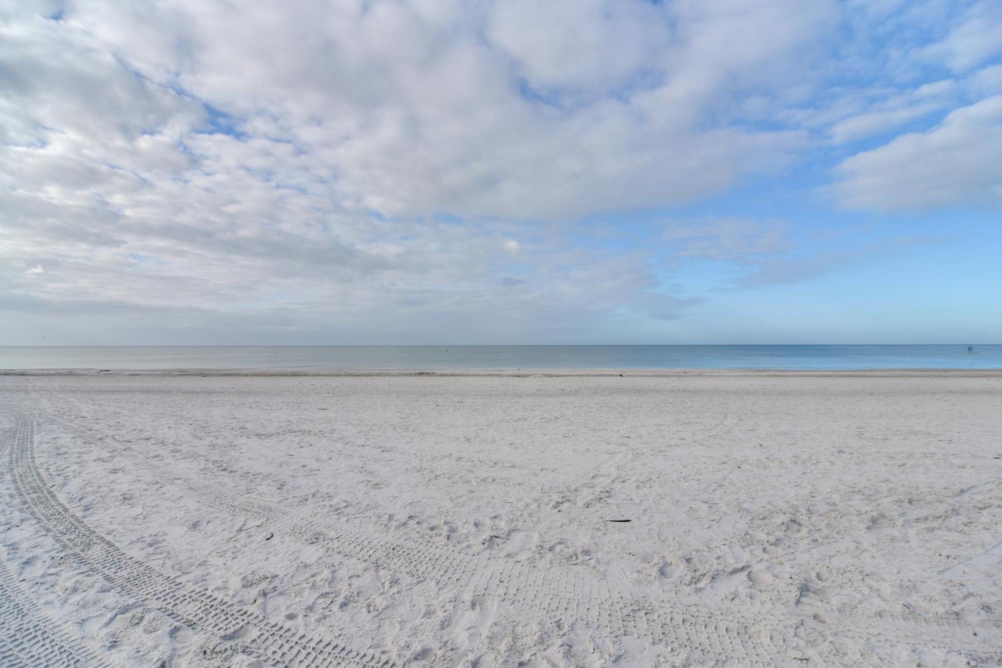 Condo With Community Pool - Walk To Madeira Beach! 圣徒皮特海滩 外观 照片